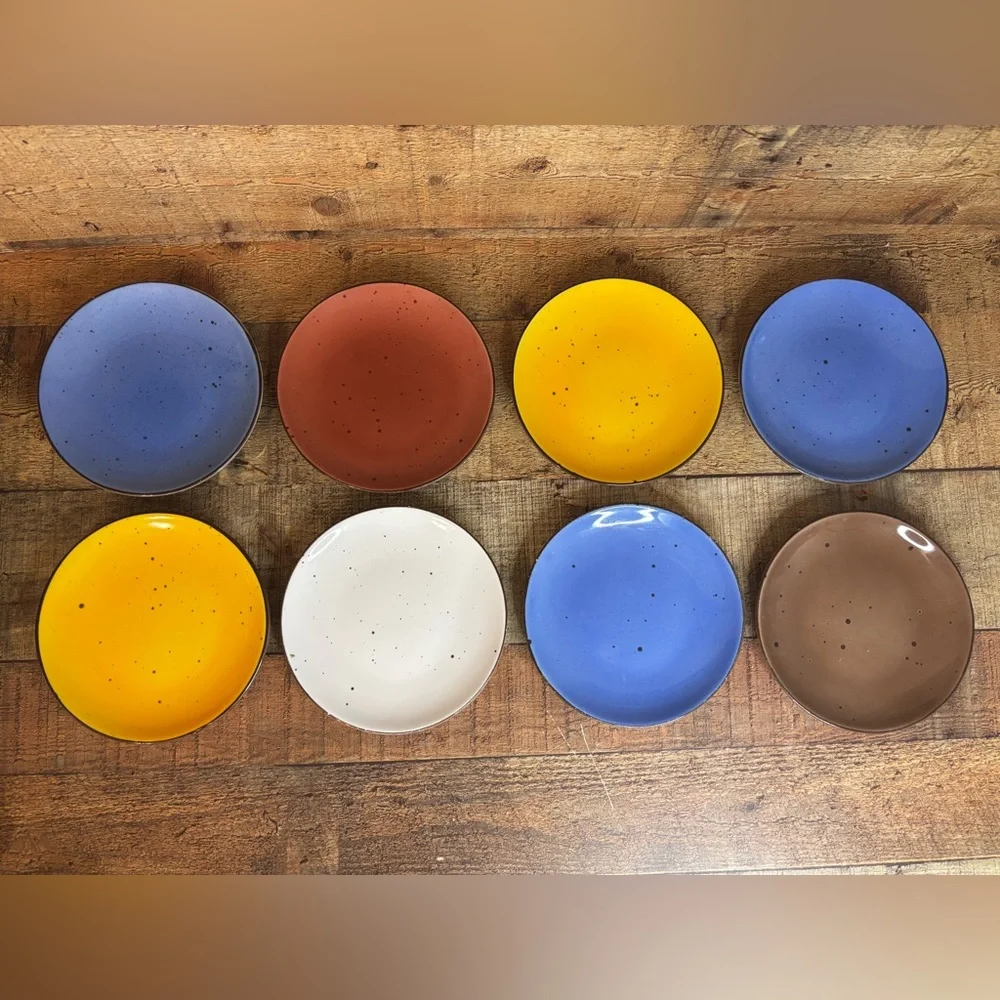 RARE Set Of 8 Porvasal Dotted 6.5 Inch Appetizer Plates Made In Spain 0618